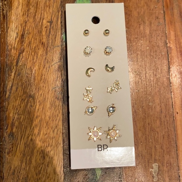 BP 7 Earring Set Bundle- NWT - Picture 4 of 5